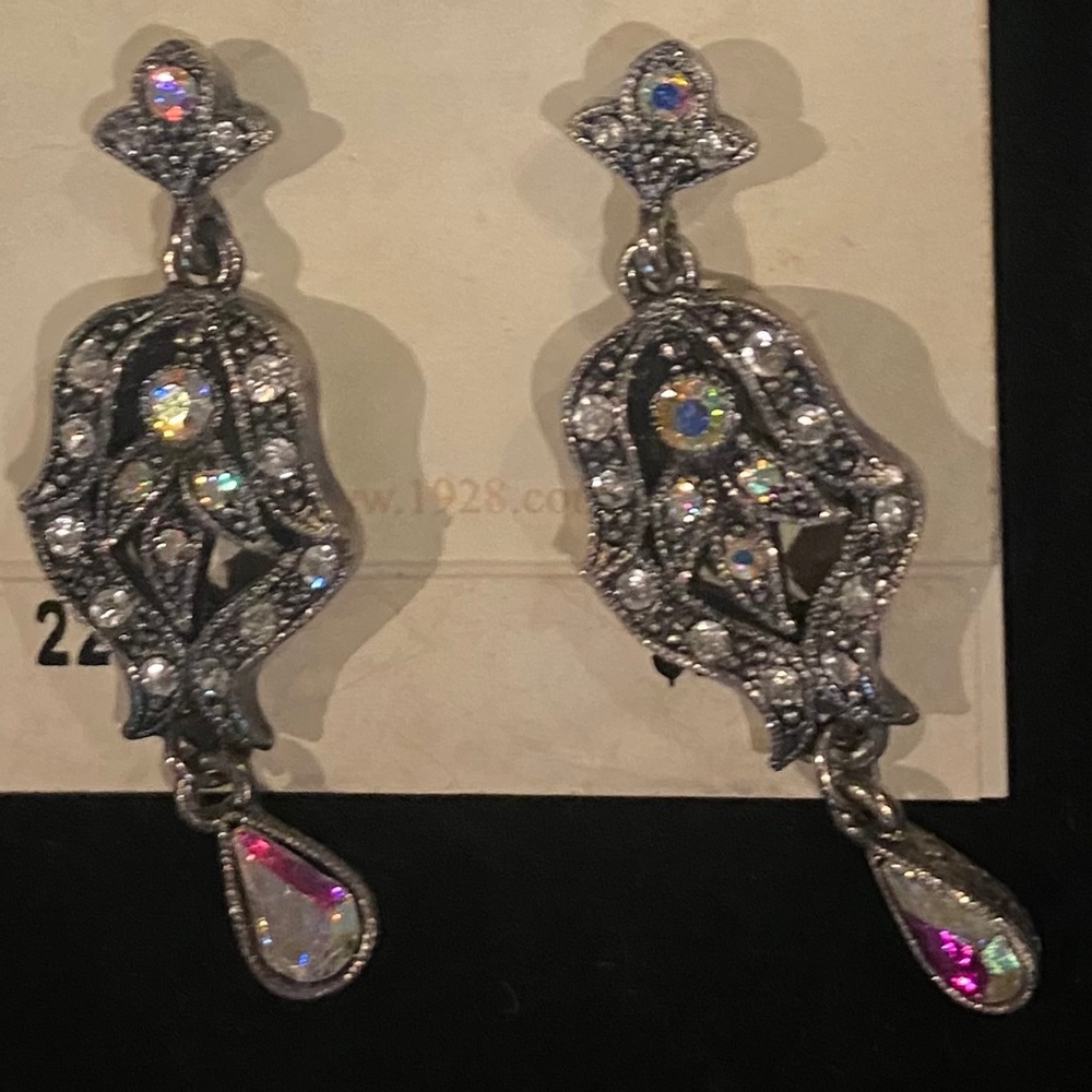 1928 Bracelet and Earring Set - Picture 3 of 4